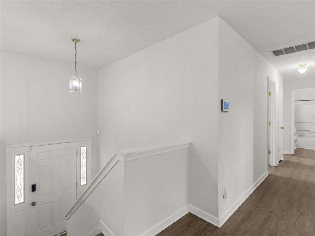 3 bedroom, 2 bathroom, 1,510 sq ft single family residence for sale at 3055 Deerfield Way, Rex, GA 30273 — photo 2