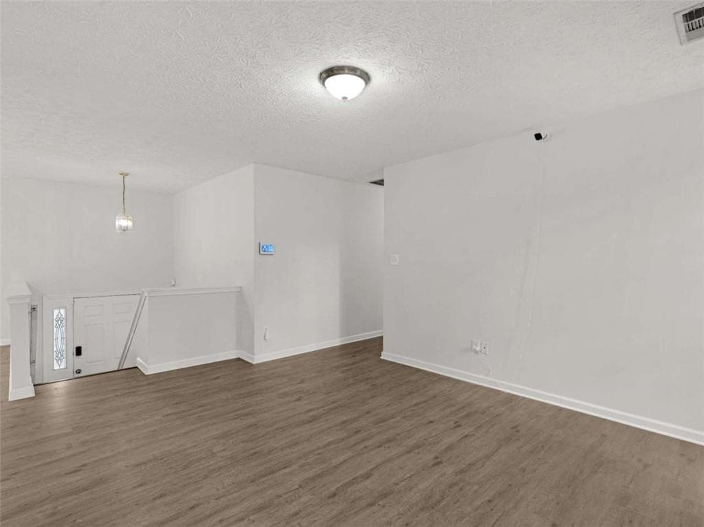 3 bedroom, 2 bathroom, 1,510 sq ft single family residence for sale at 3055 Deerfield Way, Rex, GA 30273 — photo 6