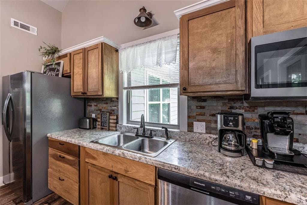4 bedroom, 2 bathroom, 1,290 sq ft single family residence for sale at 1437 Ben Mosley Circle, Summerville, GA 30747 — photo 10