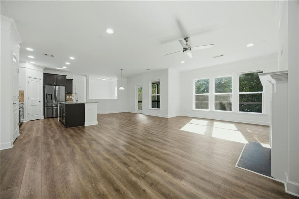 4 bedroom, 4 bathroom, 3,768 sq ft single family residence for sale at 734 Binkley Walk, Sugar Hill, GA 30518 — photo 8