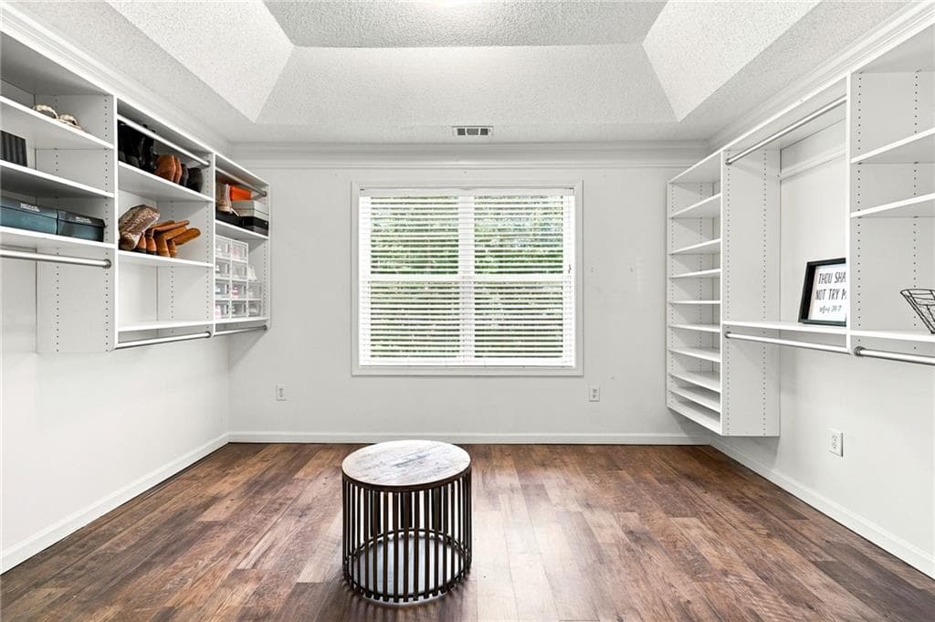 4 bedroom, 3 bathroom, 3,566 sq ft single family residence for sale at 212 Oak Hollow Court, White, GA 30184 — photo 10