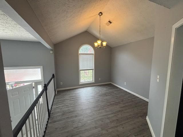 3 bedroom, 2 bathroom, 1,958 sq ft single family residence under contract at 12022 Harbour Town Parkway, Fayetteville, GA 30215 — photo 3