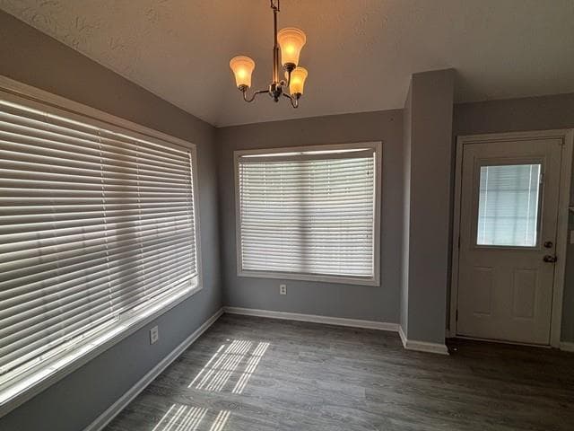 3 bedroom, 2 bathroom, 1,958 sq ft single family residence under contract at 12022 Harbour Town Parkway, Fayetteville, GA 30215 — photo 6