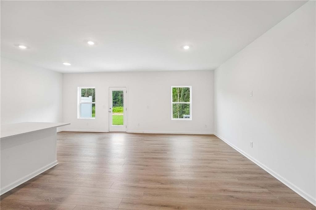 3 bedroom, 3 bathroom, 1,800 sq ft townhouse for sale at 320 Dearborn Drive, Cartersville, GA 30120 — photo 7