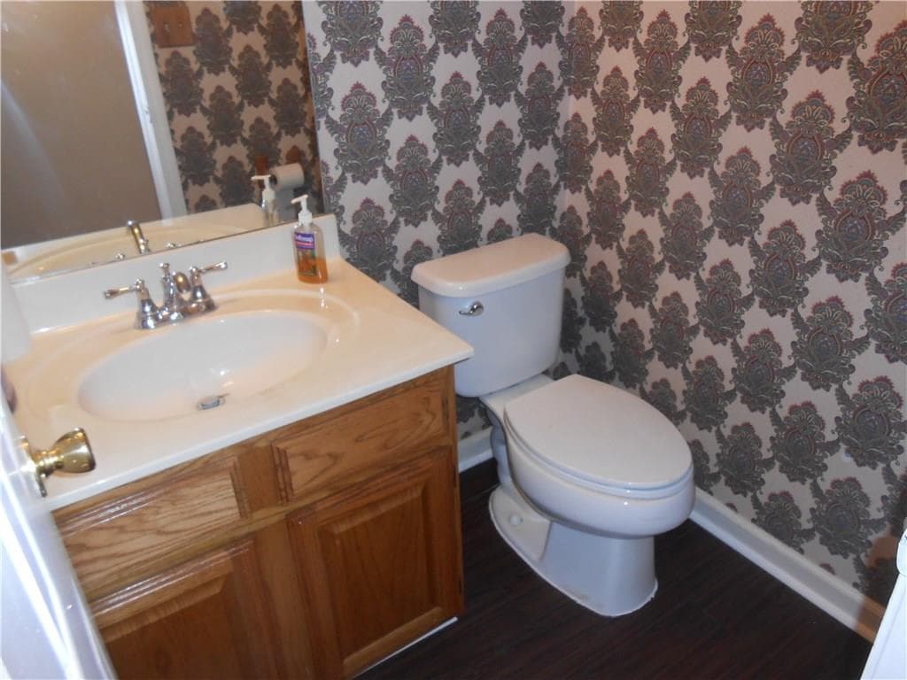 3 bedroom, 3 bathroom, 1,624 sq ft townhouse for rent at 1135 Country Club Place, Kennesaw, GA 30144 for $2,025 a month — photo 8
