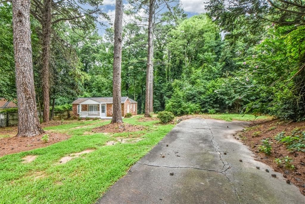 2 bedroom, 1 bathroom, 696 sq ft single family residence for sale at 3274 Fern Drive, Tucker, GA 30084 — photo 8