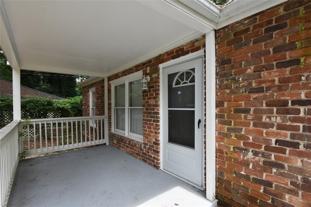 2 bedroom, 1 bathroom, 696 sq ft single family residence for sale at 3274 Fern Drive, Tucker, GA 30084 — photo 9