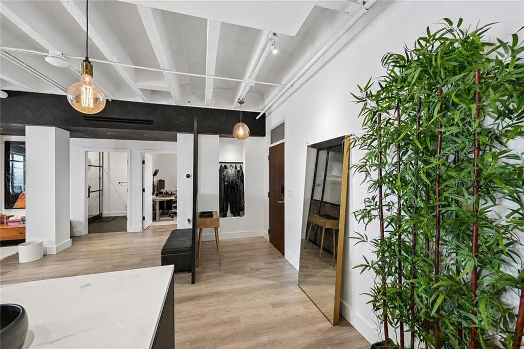 2 bedroom, 2 bathroom, 1,550 sq ft condominium for sale at 805 Peachtree Street 501, Atlanta, GA 30308 — photo 5