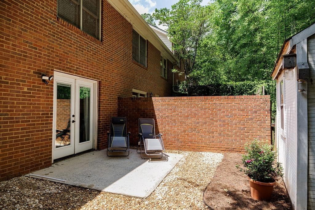 3 bedroom, 2 bathroom, 1,506 sq ft condominium for sale at 220 Eaglewood Court, Athens, GA 30606 — photo 4