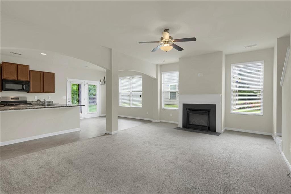 4 bedroom, 3 bathroom, 2,028 sq ft single family residence for sale at 1825 Crandon Court, Mcdonough, GA 30253 — photo 5