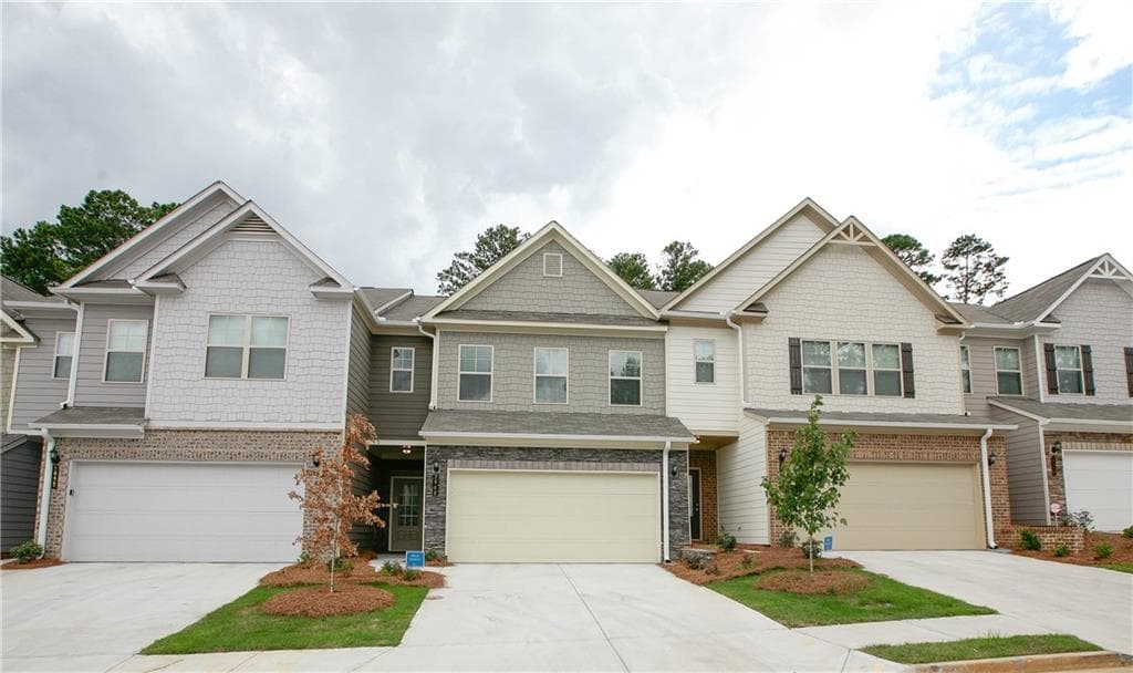 3 bedroom, 3 bathroom, 1,876 sq ft townhouse for rent at 2948 Wild Laurel Court, Norcross, GA 30071 for $2,400 a month — photo 2