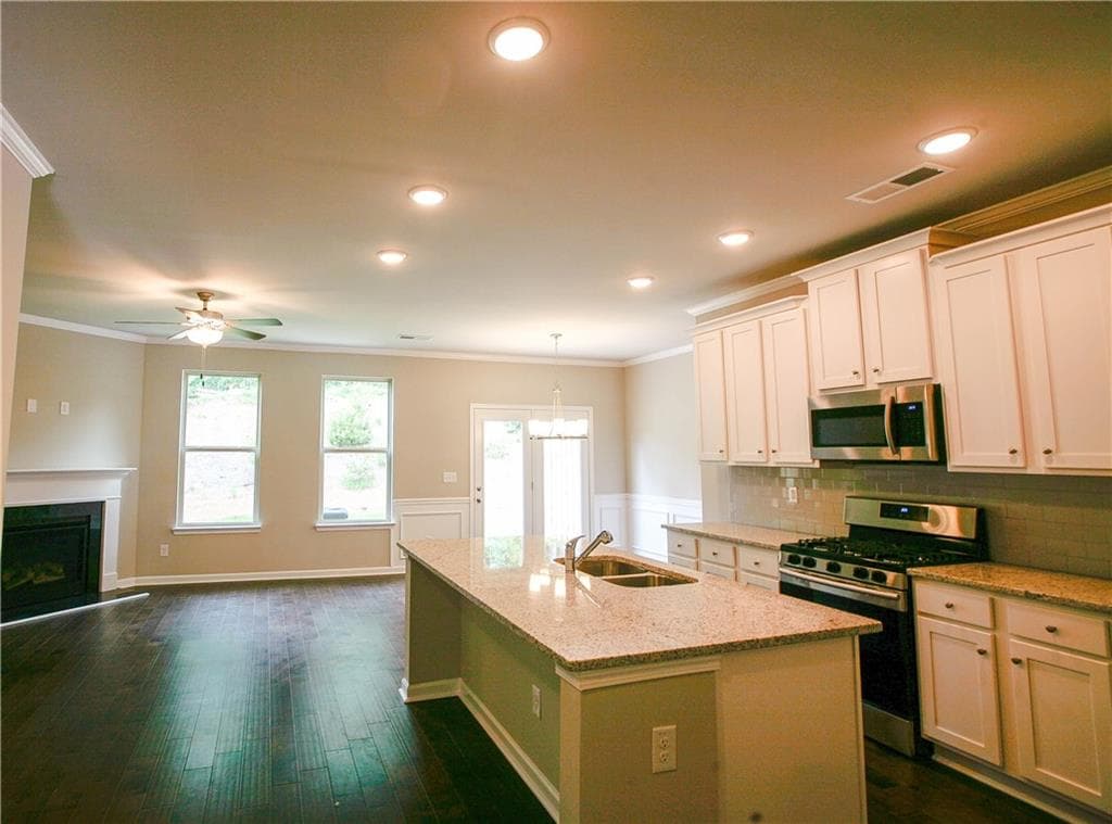 3 bedroom, 3 bathroom, 1,876 sq ft townhouse for rent at 2948 Wild Laurel Court, Norcross, GA 30071 for $2,400 a month — photo 3