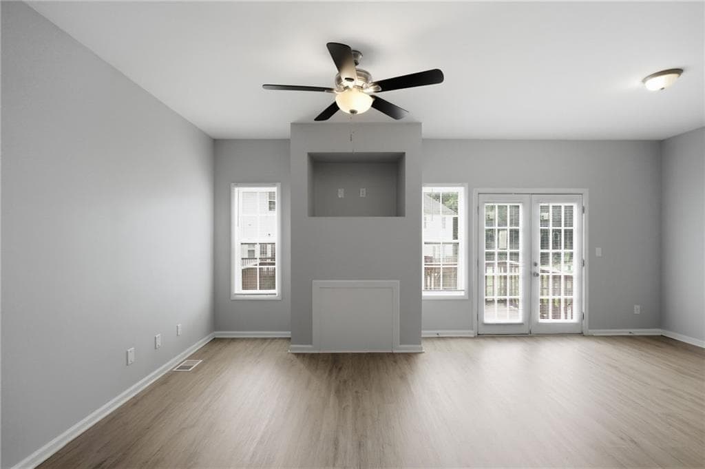 3 bedroom, 3 bathroom, 1,709 sq ft townhouse for sale at 4299 Notting Hill Drive, Atlanta, GA 30331 — photo 8