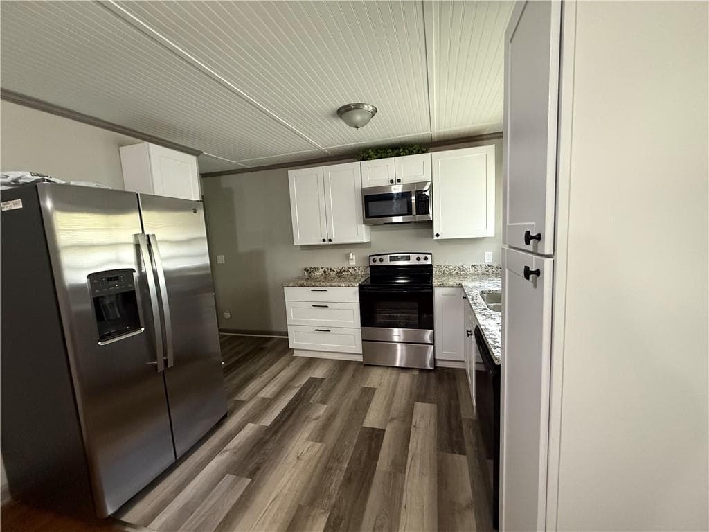 3 bedroom, 2 bathroom, 1,193 sq ft duplex for rent at 2123 Barbara Lane, Decatur, GA 30032 for $1,550 a month — photo 2
