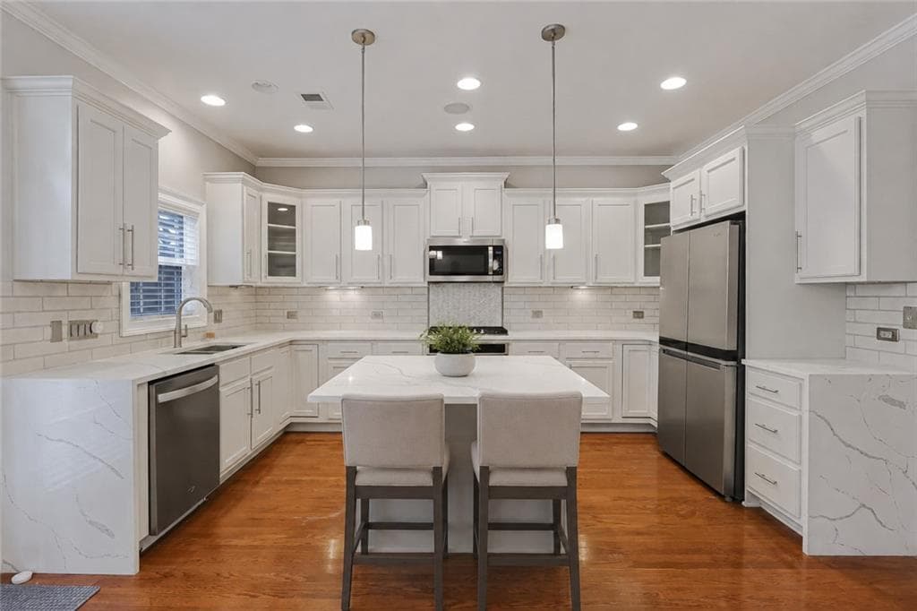 2 bedroom, 3 bathroom, 2,000 sq ft townhouse for sale at 3321 Regent Place, Atlanta, GA 30311 — photo 3