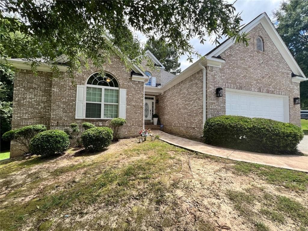 4 bedroom, 2 bathroom, 5,702 sq ft single family residence for sale at 5441 The Vyne Avenue, Atlanta, GA 30349