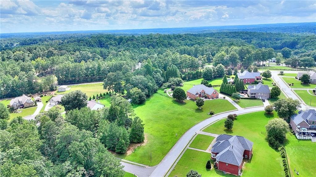 single family residence for sale at 1001 Honey Lane, Loganville, GA 30052 — photo 2