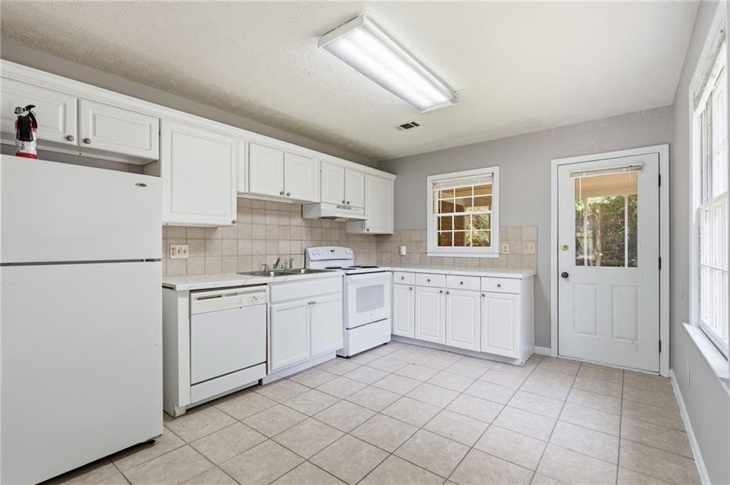 2 bedroom, 1 bathroom, 870 sq ft duplex for rent at 432 Charleston Lane 432, Lawrenceville, GA 30046 for $1,450 a month — photo 7