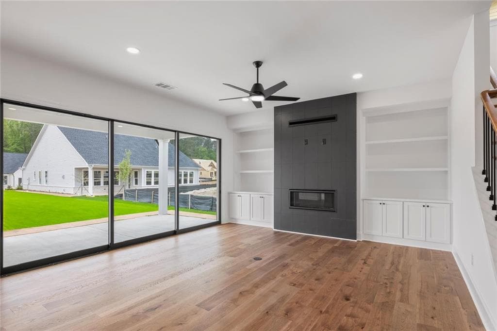 4 bedroom, 4 bathroom, 3,427 sq ft single family residence for sale at 6575 Namon Valley Drive, Cumming, GA 30028 — photo 7