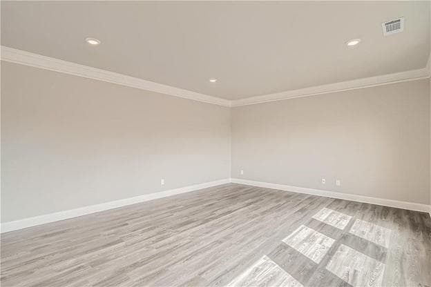 4 bedroom, 3 bathroom, 2,725 sq ft single family residence for rent at 6811 Lancaster Crossing, Flowery Branch, GA 30542 for $2,500 a month — photo 7