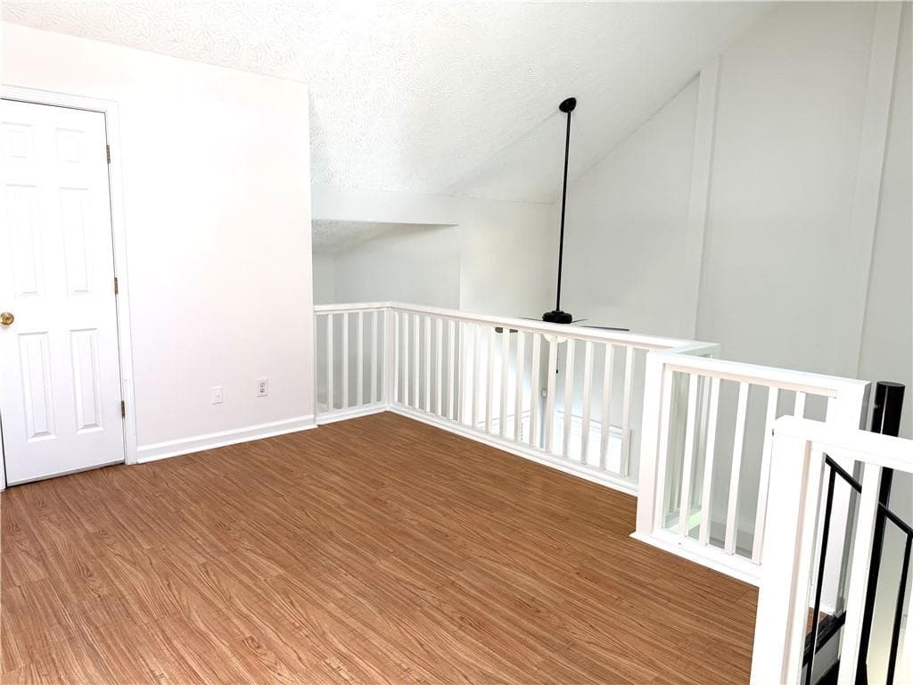 2 bedroom, 2 bathroom, 1,003 sq ft single family residence for rent at 2802 Pine Valley Way, Kennesaw, GA 30152 for $1,950 a month — photo 7