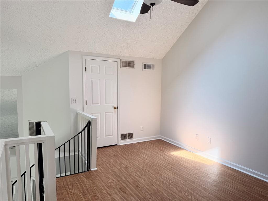 2 bedroom, 2 bathroom, 1,003 sq ft single family residence for rent at 2802 Pine Valley Way, Kennesaw, GA 30152 for $1,950 a month — photo 8