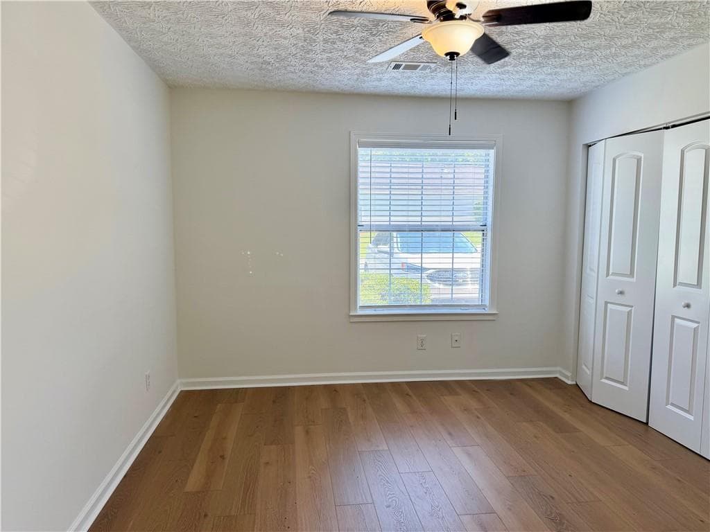 2 bedroom, 2 bathroom, 1,003 sq ft single family residence for rent at 2802 Pine Valley Way, Kennesaw, GA 30152 for $1,950 a month — photo 10