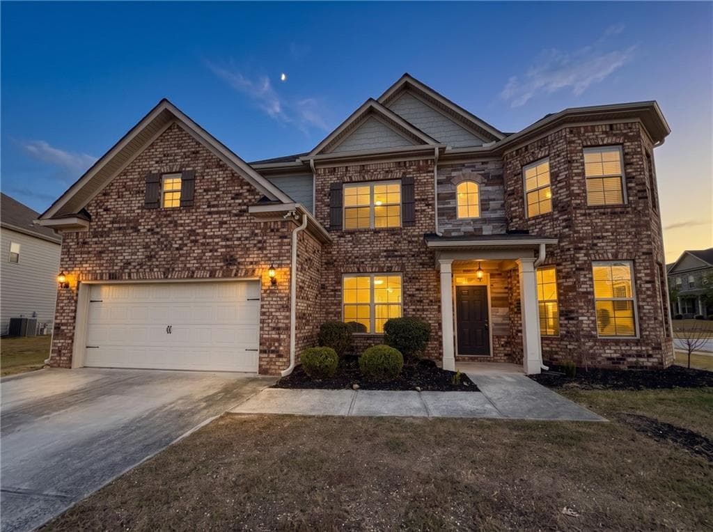 5 bedroom, 4 bathroom, 3,626 sq ft single family residence for sale at 307 Valley View Trail, Dallas, GA 30132 — photo 1 of 39