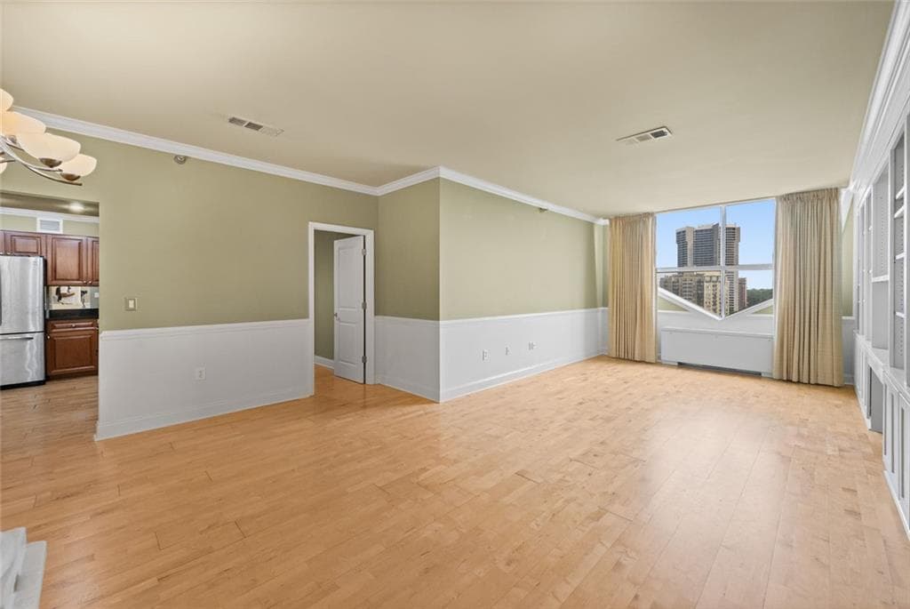 3 bedroom, 2 bathroom, 1,676 sq ft condominium for sale at 2479 Peachtree Road 1808, Atlanta, GA 30305 — photo 3