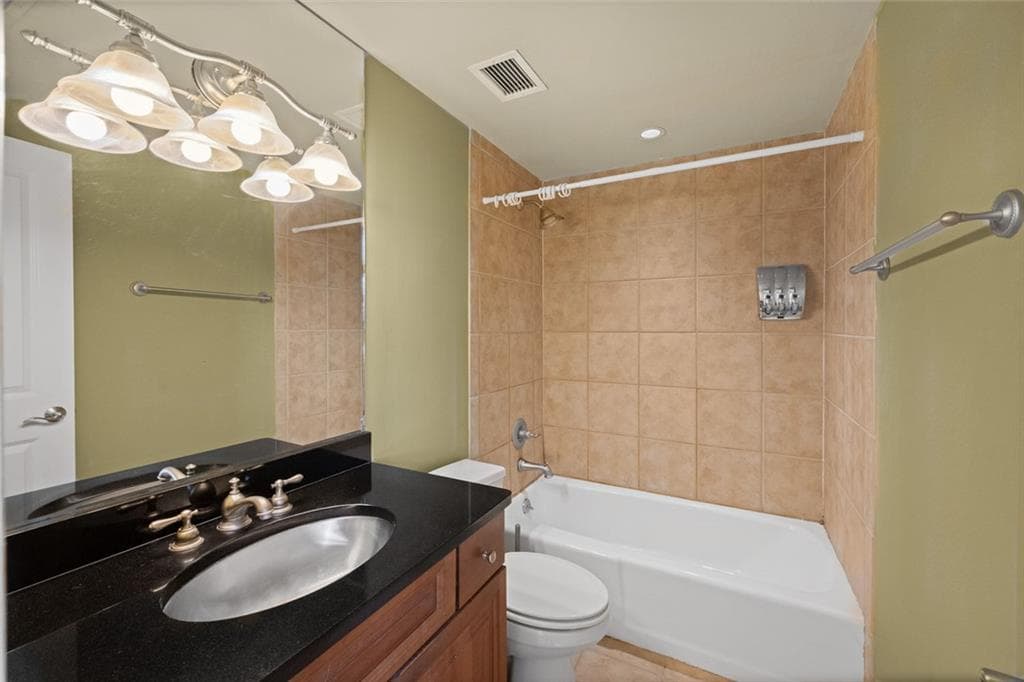 3 bedroom, 2 bathroom, 1,676 sq ft condominium for sale at 2479 Peachtree Road 1808, Atlanta, GA 30305 — photo 10