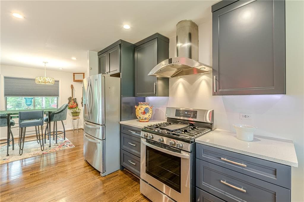 4 bedroom, 3 bathroom, 2,299 sq ft single family residence for sale at 3499 Fairway Drive, College Park, GA 30337 — photo 5