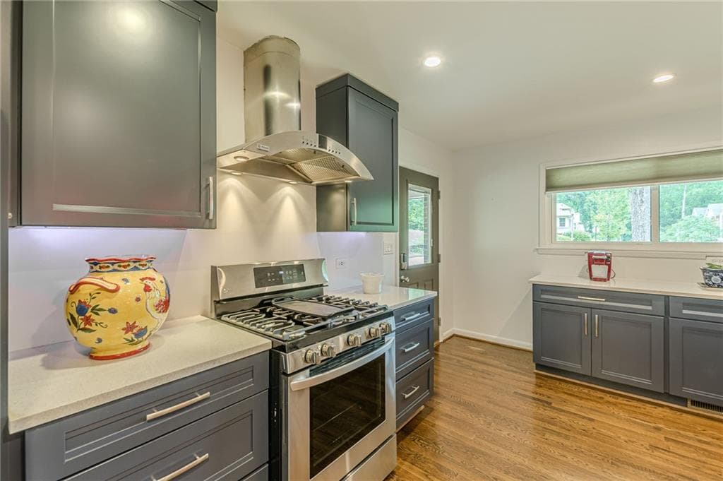 4 bedroom, 3 bathroom, 2,299 sq ft single family residence for sale at 3499 Fairway Drive, College Park, GA 30337 — photo 8