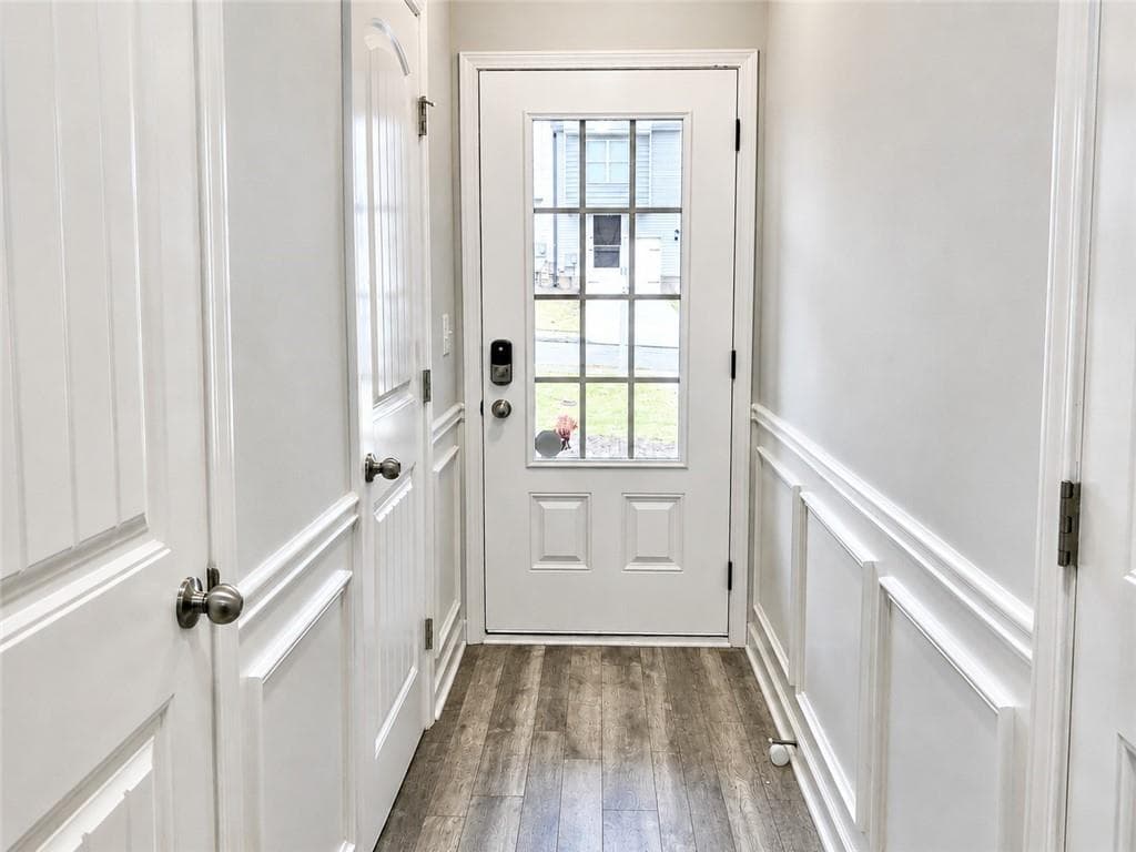 3 bedroom, 3 bathroom, 1,494 sq ft townhouse for rent at 349 Turtle Creek Drive, Winder, GA 30680 for $1,750 a month — photo 2