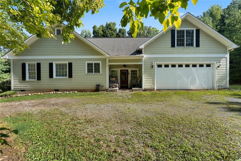 3 bedroom, 2 bathroom, 1,590 sq ft single family residence sold at 571 Buttrum Road NE Road, Adairsville, GA 30103