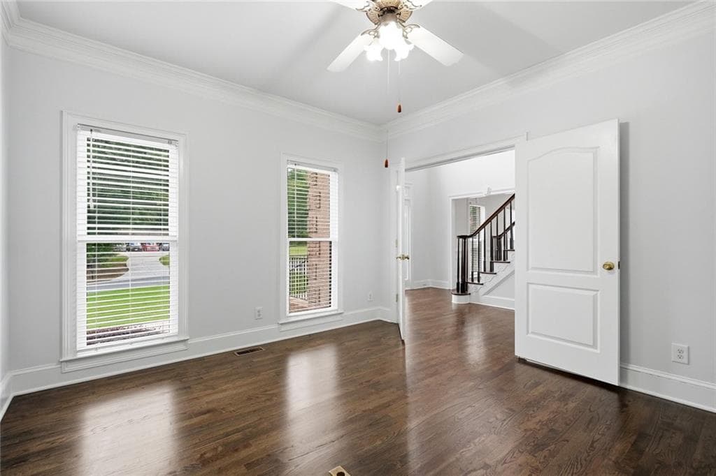 5 bedroom, 4 bathroom, 3,801 sq ft single family residence for sale at 28 Saint Ives Way, Winder, GA 30680 — photo 7