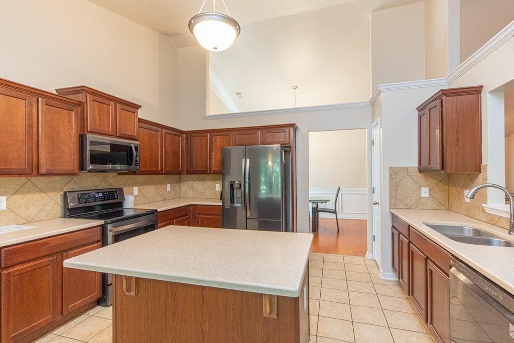 4 bedroom, 3 bathroom, 2,653 sq ft single family residence for rent at 4556 White Horse, Braselton, GA 30517 for $2,495 a month — photo 5