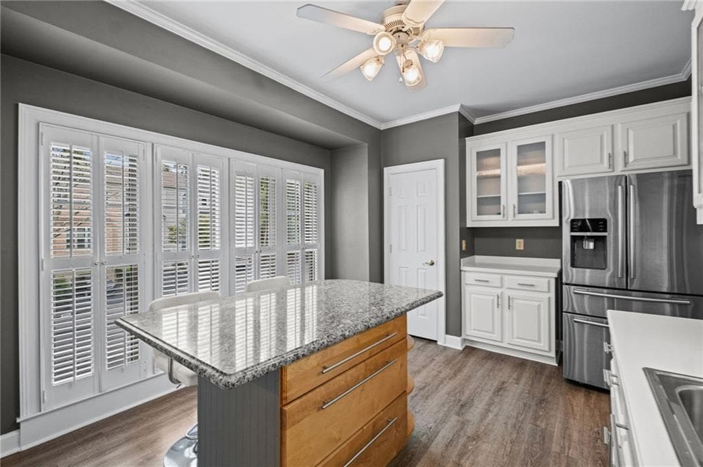 3 bedroom, 4 bathroom, 1,754 sq ft townhouse for sale at 9005 Niblick Drive, Alpharetta, GA 30022 — photo 9