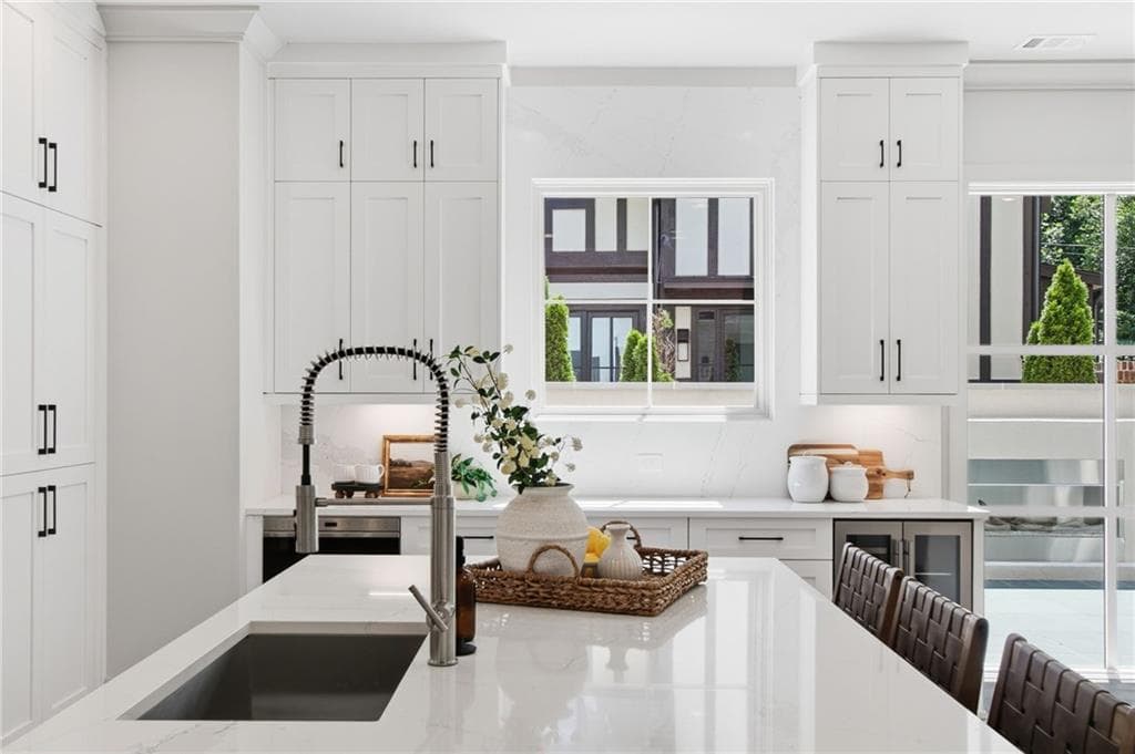 6 bedroom, 7 bathroom, 4,495 sq ft single family residence for sale at 1585 S PONCE DE LEON Avenue NE, Unit #13, Atlanta, GA 30307 — photo 10
