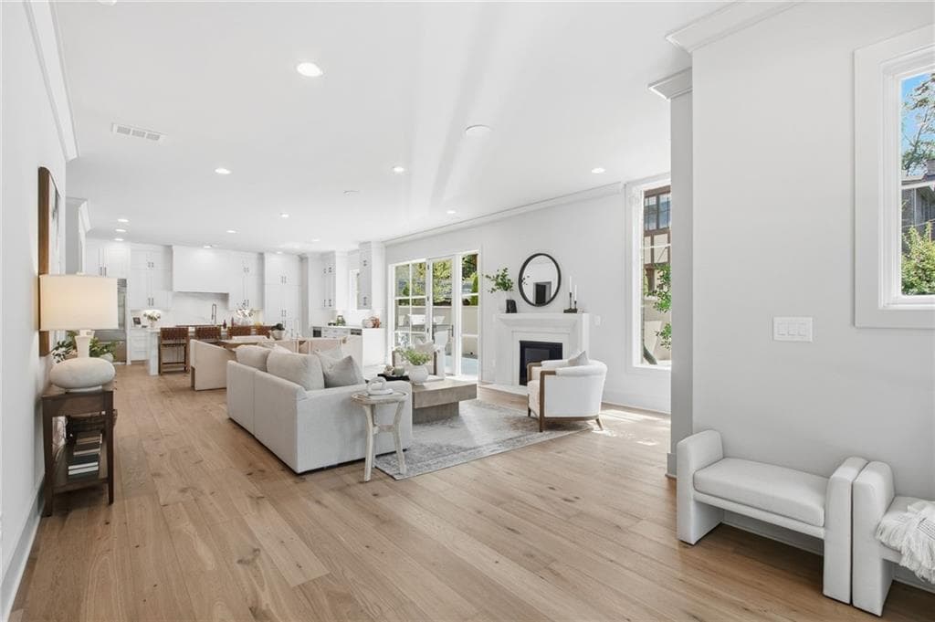 6 bedroom, 7 bathroom, 4,495 sq ft single family residence for sale at 1585 S PONCE DE LEON Avenue NE, Unit #13, Atlanta, GA 30307 — photo 4