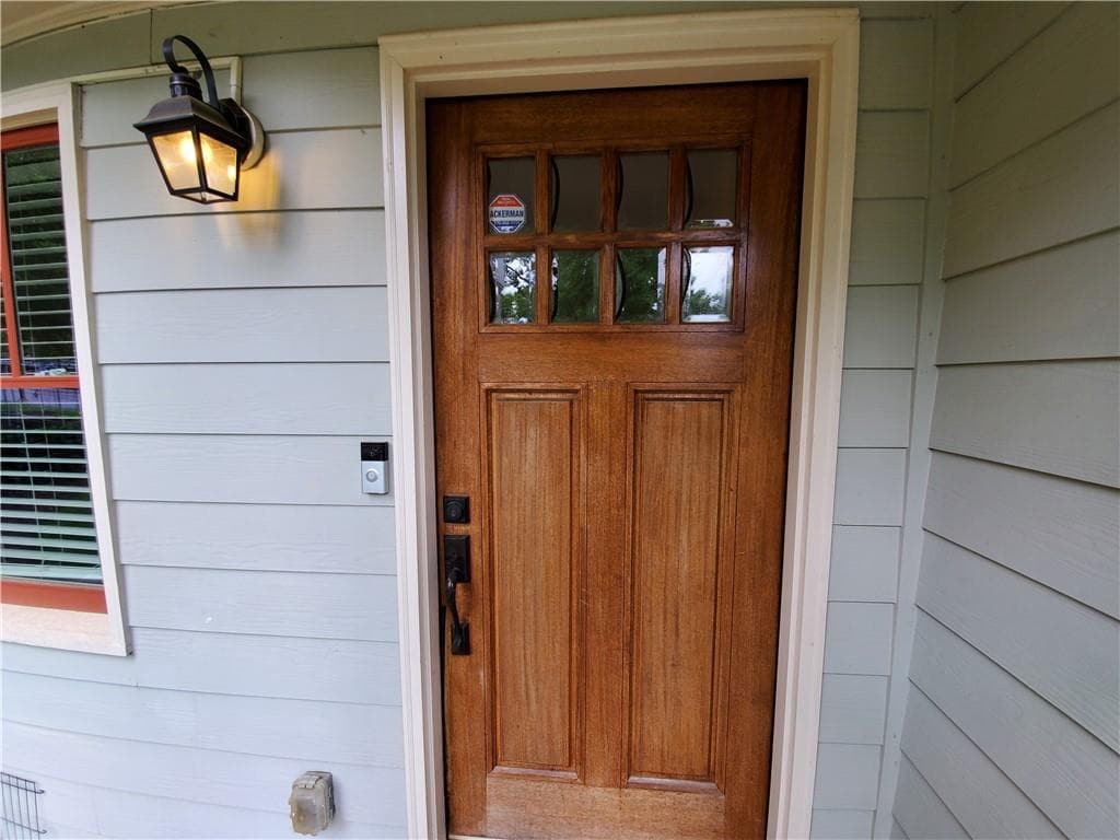 3 bedroom, 2 bathroom, 1,526 sq ft single family residence for rent at 2178 Ridgedale Road, Atlanta, GA 30317 for $2,895 a month — photo 2