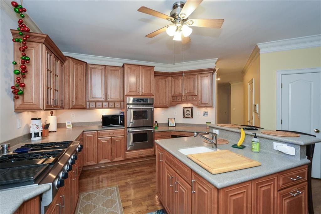 6 bedroom, 6 bathroom, 5,062 sq ft single family residence for sale at 4299 Windham Court, Douglasville, GA 30135 — photo 10