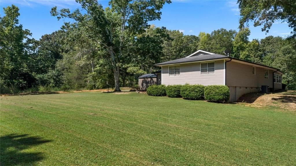 4 bedroom, 2 bathroom, 2,188 sq ft single family residence for sale at 150 Beard Lake Road, Rome, GA 30161 — photo 3