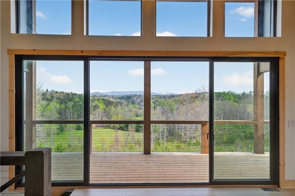 3 bedroom, 3 bathroom, 2,492 sq ft single family residence for sale at 251 Mystic Drive, Ellijay, GA 30540 — photo 4