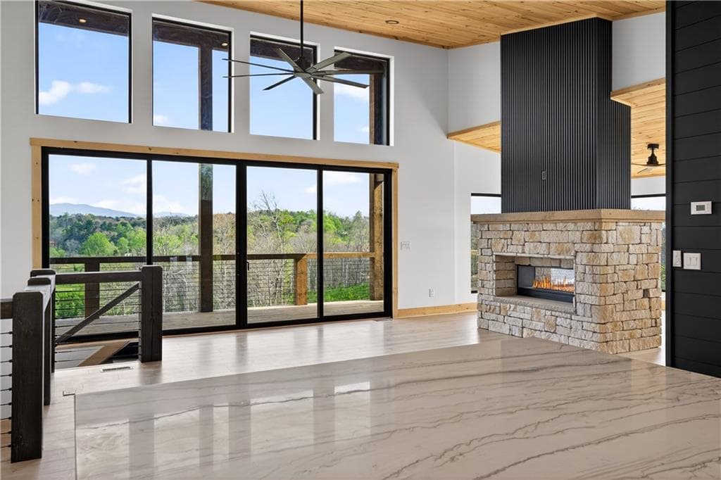 3 bedroom, 3 bathroom, 2,492 sq ft single family residence for sale at 251 Mystic Drive, Ellijay, GA 30540 — photo 6