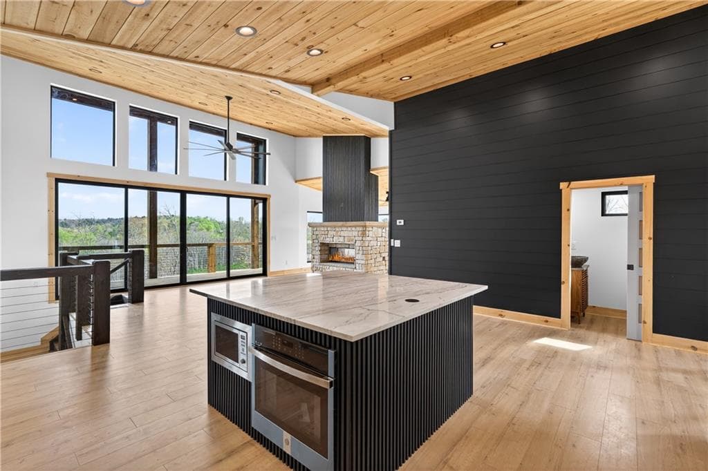 3 bedroom, 3 bathroom, 2,492 sq ft single family residence for sale at 251 Mystic Drive, Ellijay, GA 30540 — photo 8