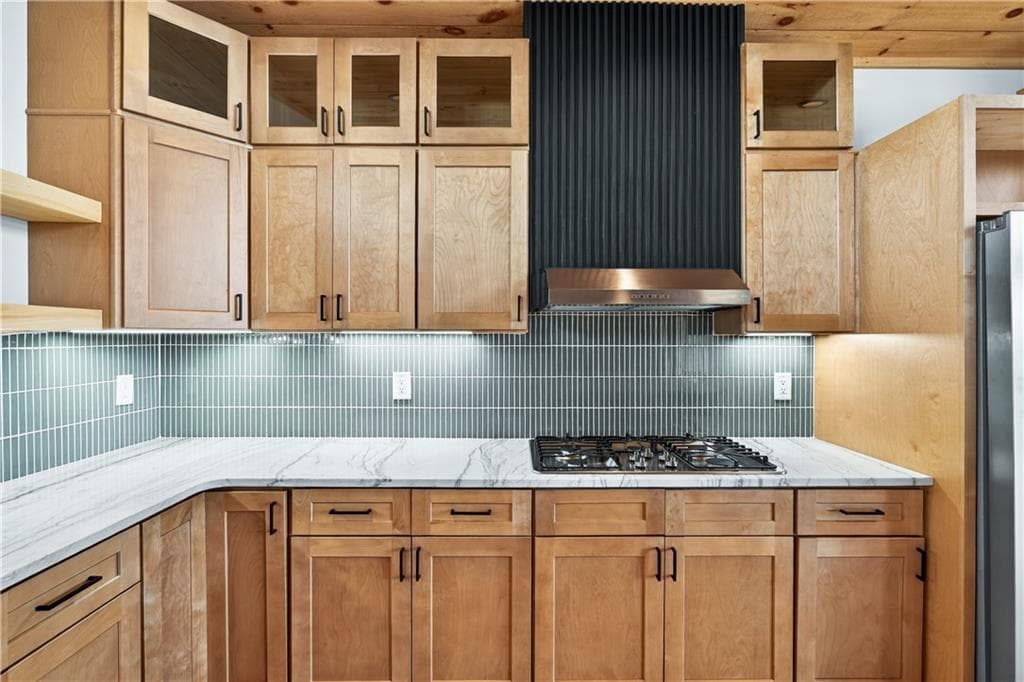 3 bedroom, 3 bathroom, 2,492 sq ft single family residence for sale at 251 Mystic Drive, Ellijay, GA 30540 — photo 10