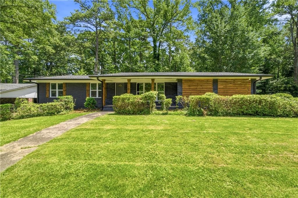 3 bedroom, 2 bathroom, 1,660 sq ft single family residence sold at 2682 Westchester Drive, East Point, GA 30344