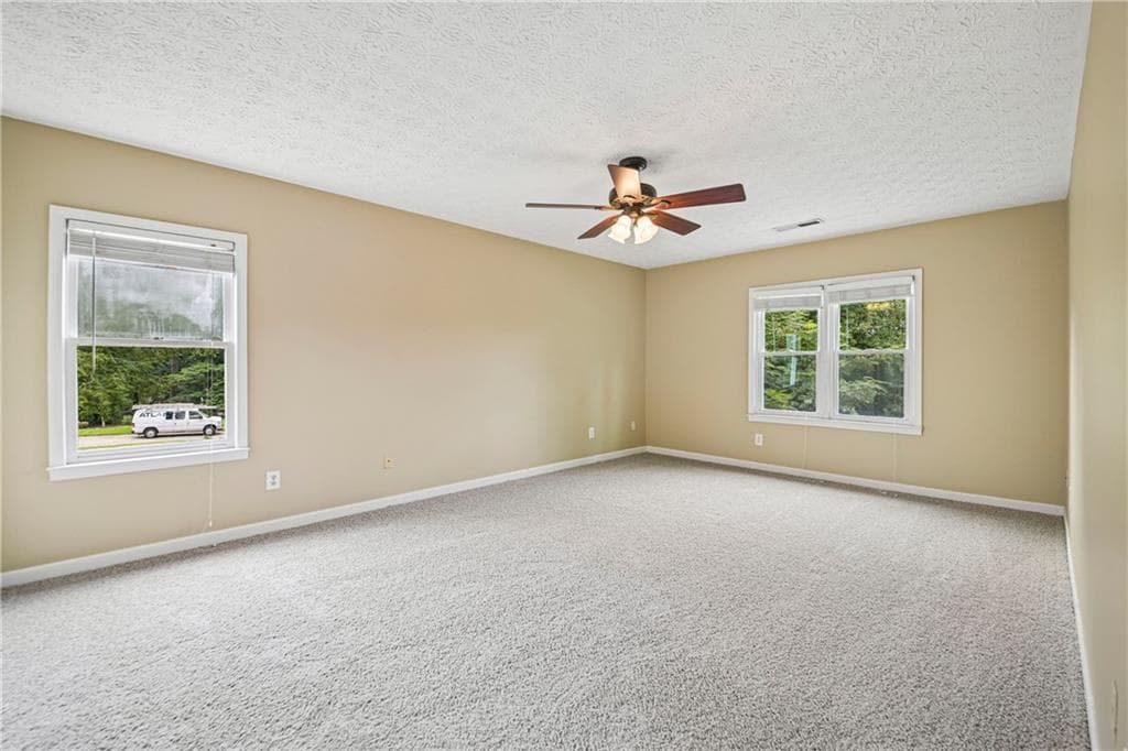 4 bedroom, 3 bathroom, 2,404 sq ft single family residence for sale at 2321 Murdock Road, Marietta, GA 30062 — photo 5