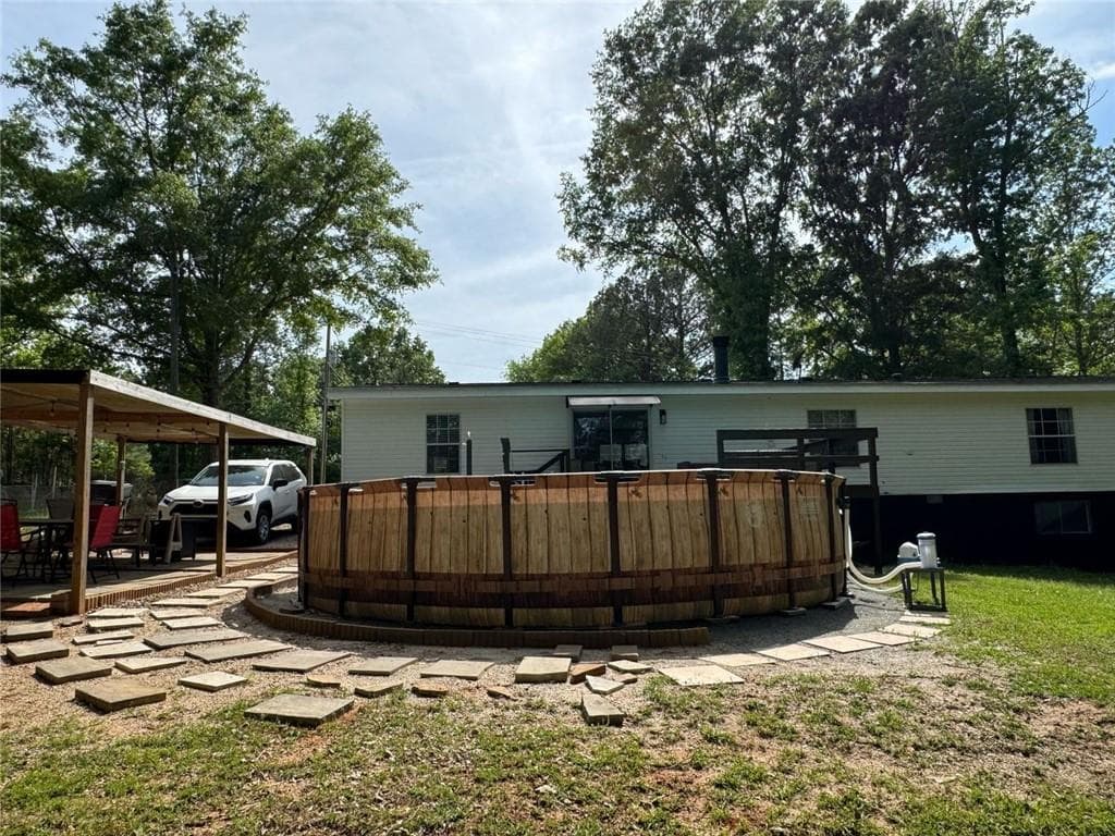 3 bedroom, 3 bathroom, 1,904 sq ft single family residence for sale at 224 Little River Trail, Eatonton, GA 31024 — photo 5
