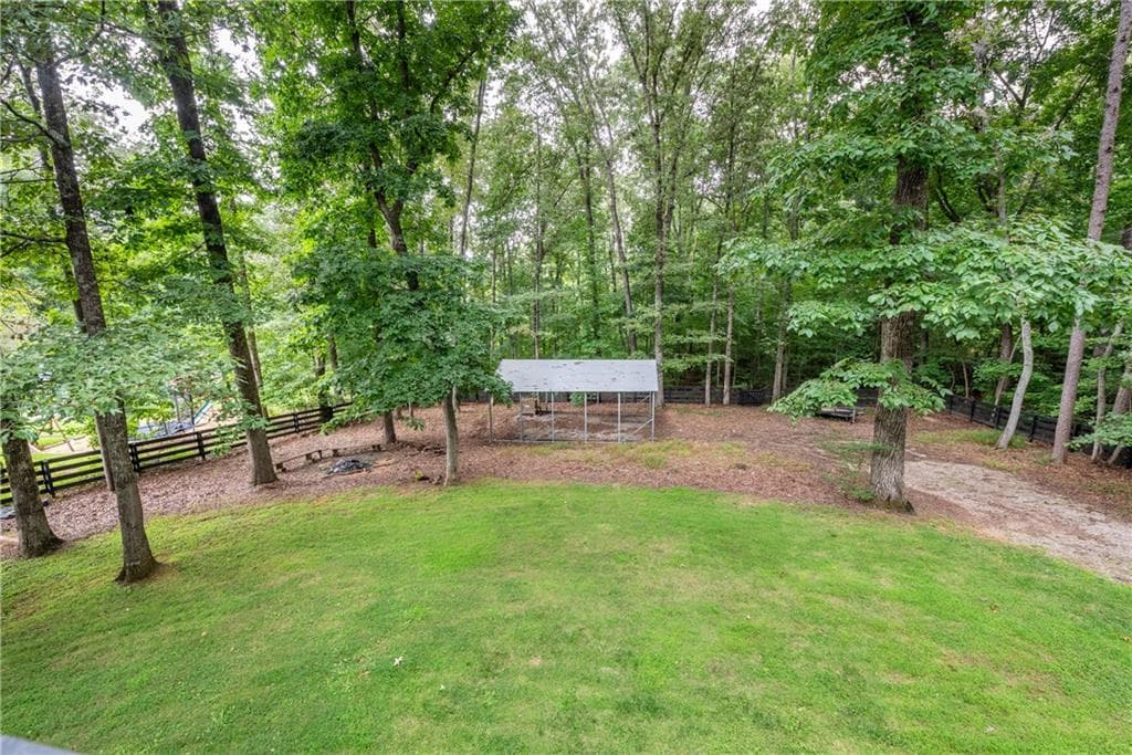 3 bedroom, 2 bathroom, 1,288 sq ft single family residence under contract at 1218 Roundtop Road, Ellijay, GA 30540 — photo 6